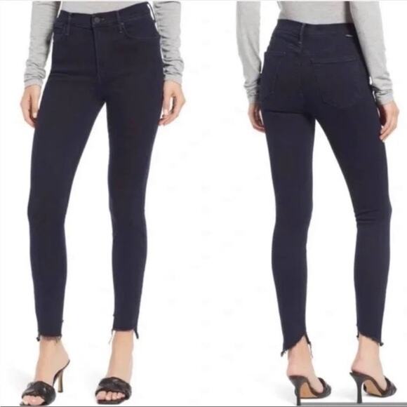Mother The Stunner Zip Two Step Fray Jeans in Holding Hands Dark Wash Size 27 - Picture 1 of 7